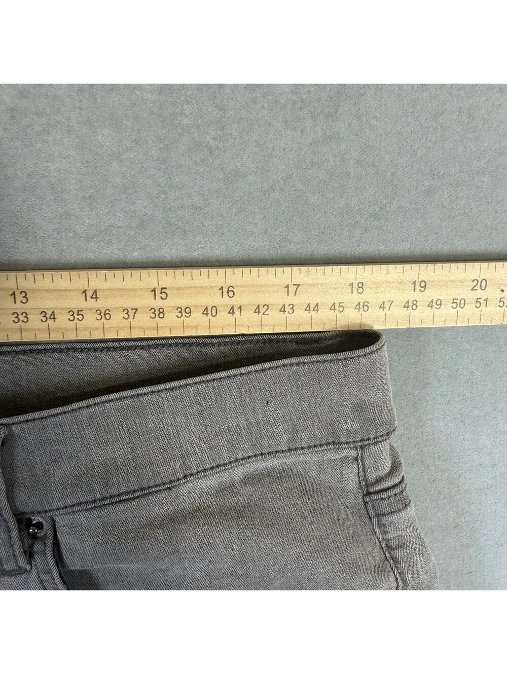 Travis Mathew Legacy Featherweight Jeans Mens 35x32 Gray Stretch Performance